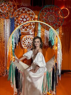 Яна Забелина