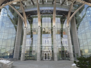 Москва: В Павелецком парке и у Дома Музыки