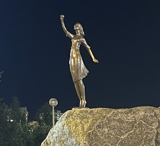 Посвящение Ахматовой…