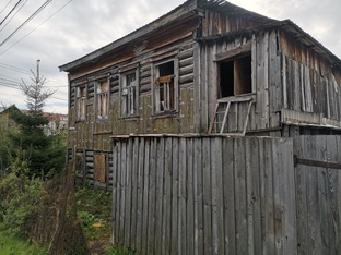 Демьяна Бедного 68 /Революции 140. 