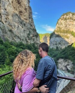 АНАСТАСИЯ С РУССКИМ ТЕРПЕНИЕМ, ИЛИ РАЗВЕДУСЬ С НИМ, ПОКА ОН СПИТ