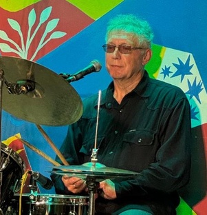 Немного поэзии.