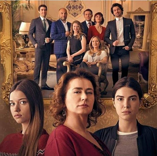 Вселенная «Госпожа Фазилет и её дочери» (Fazilet Hanım ve Kızları)