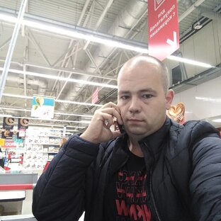 Биография 