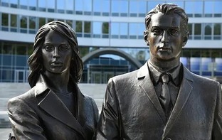 Персоналии