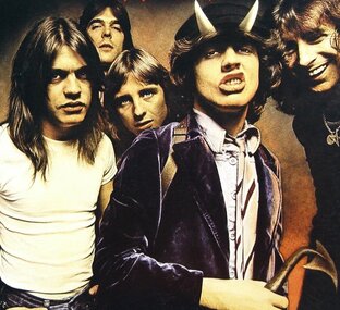 AC/DC - Музыка