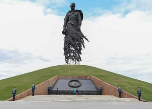 Памятники и мемориалы 