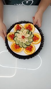 Нарезка овощей и фруктов