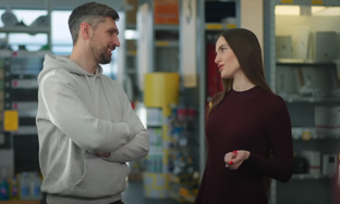 Избегающий тип привязанности