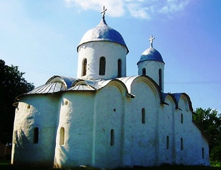 Церкви и монастыри Псковской земли