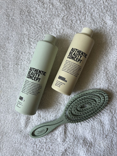 HAIRS / Волосы