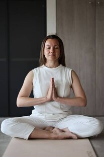Йога в ЭQ healthy fitness