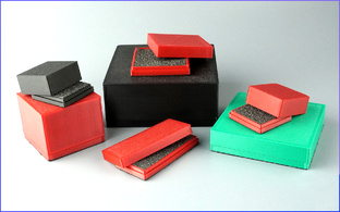 Подарочные коробки и футляры