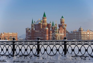 Актеры театра читают сказки