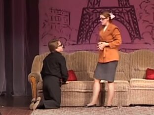 Спектакль "Оторожно, женщины!"