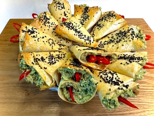 Закуски,роллы,шашлычки!