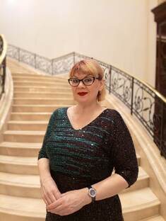 Ведущая и Свадебный Регистратор