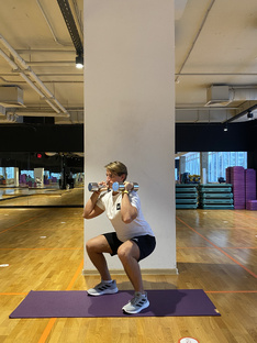 Приседания 