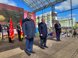 Главы и депутаты
