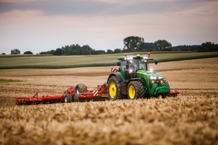 Земля-кормилица