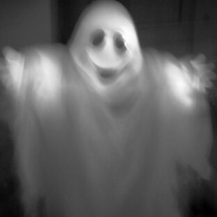 Призраки..? Призраки!