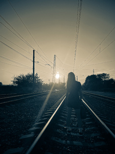 На сплошной