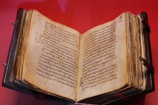 Законы истории