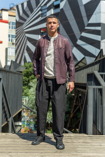 Легкая куртка на прохладную погоду