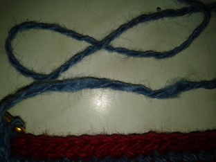 шарфы ( довольно простые)