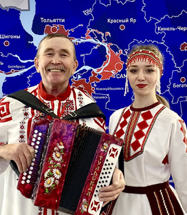 Гармонь, душа народа.