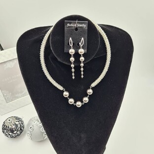 Жемчуг и другие элементы Сваровски