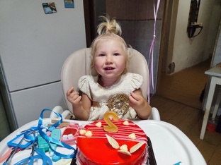 Жизнь дочкой. Два года +