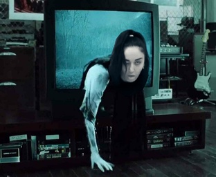 Тёплый голос — холодный расчёт