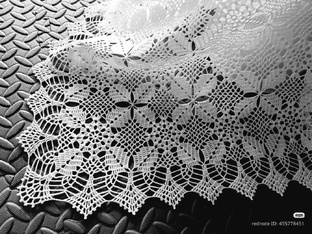 Скатерть крючком: схемы и описание для круглого и прямоугольного стола