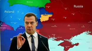 Дмитрий Медведев жжет напалмом
