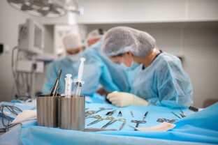 Наши пластические хирурги