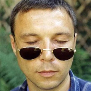 Пелевин тоже плачет