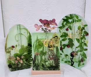 Стеклянные букеты.