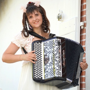 Авторские песни