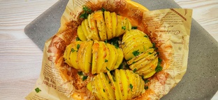 Мама готовит