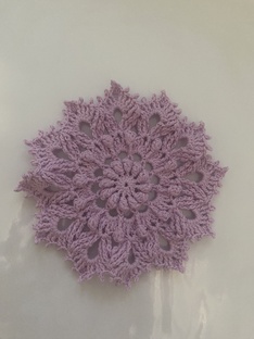 Снежинки крючком.