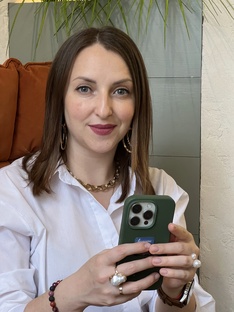 общение через манипуляции