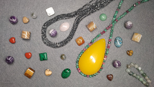 Как отличить натуральный камень от подделки