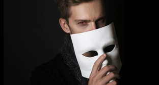 "Идеальный незнакомец"