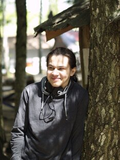 Гробница знаний в пристанище эмоций