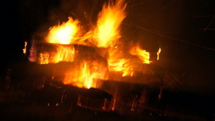 ##Топим пчелиный воск в холодильнике###