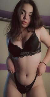 Девушки такие разные