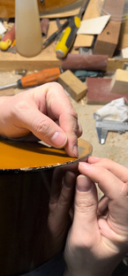 Дека отошла погулять