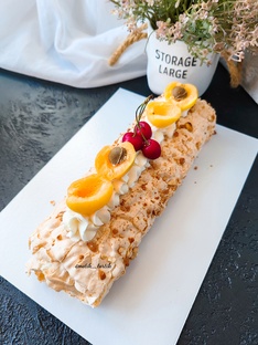 Меренговый рулет