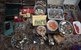 Товар на продажу.